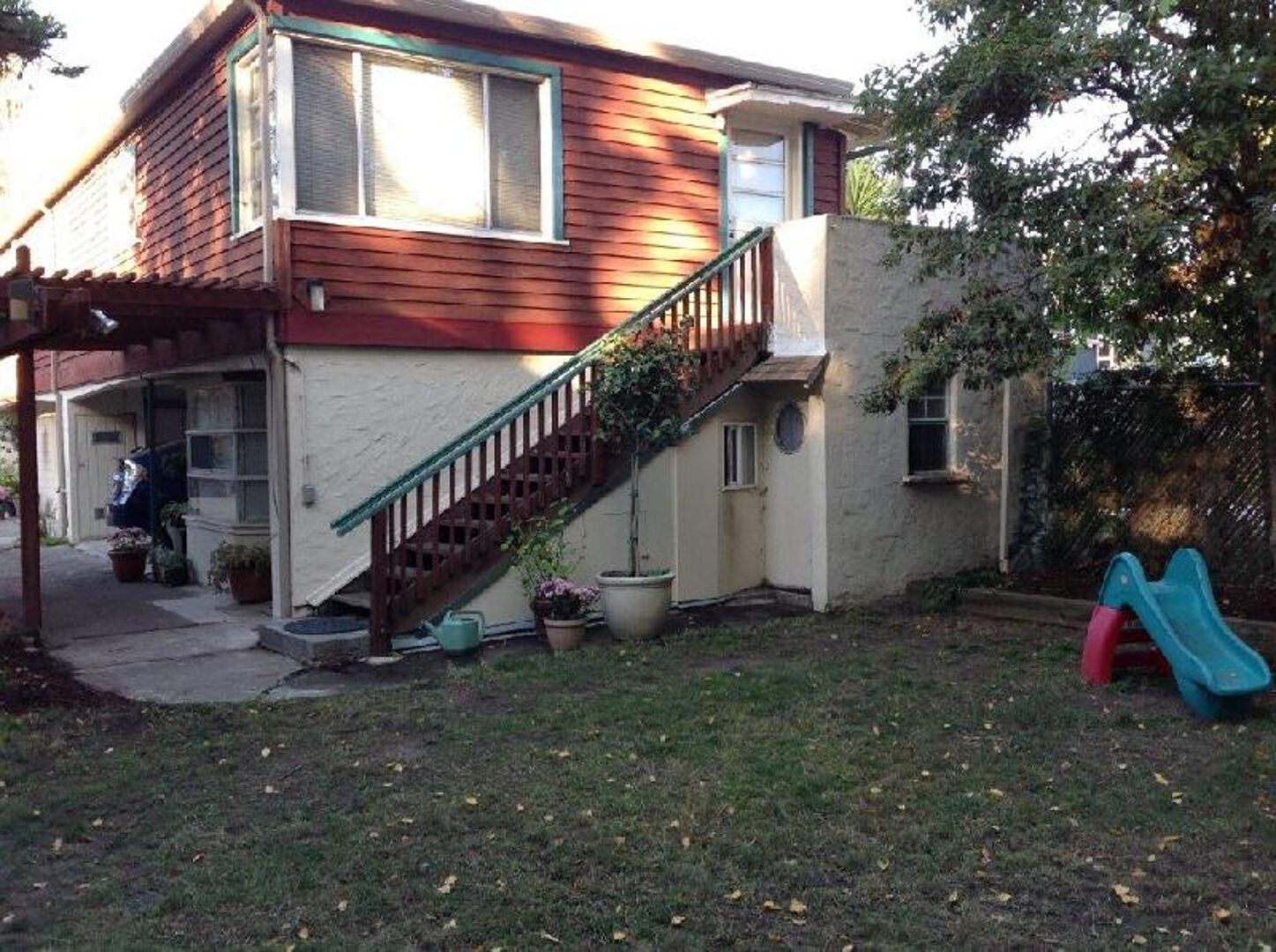 Hearst Garden Apartments(Unit11)BerkeleyPremium Properties