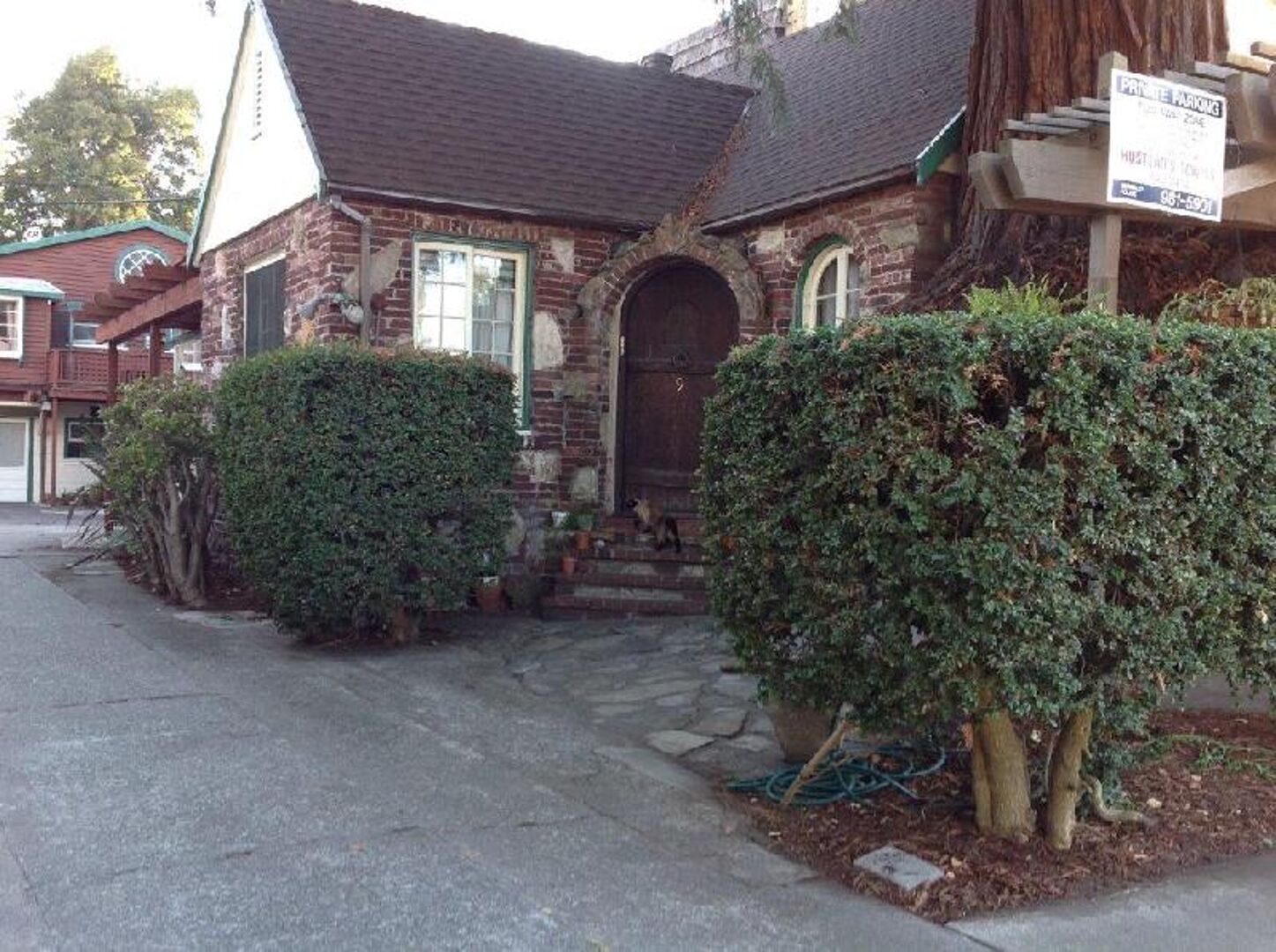 Hearst Garden Apartments(Unit11)BerkeleyPremium Properties