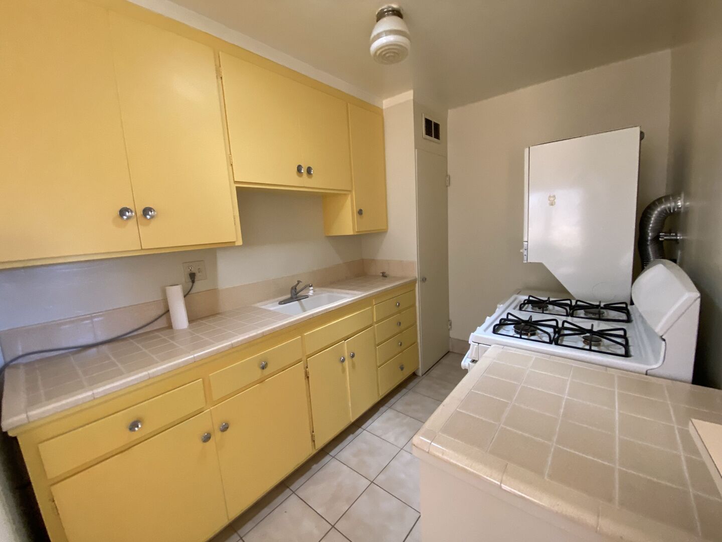 Roosevelt Avenue Apartments, Berkeley(Unit1)BerkeleyPremium Properties